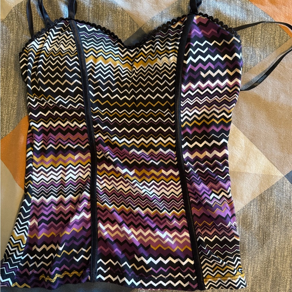 Zigzag Patterned Camisole Top